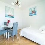 Apartment Debos - Three-Bedroom Apartment With Balcony And Sea View
