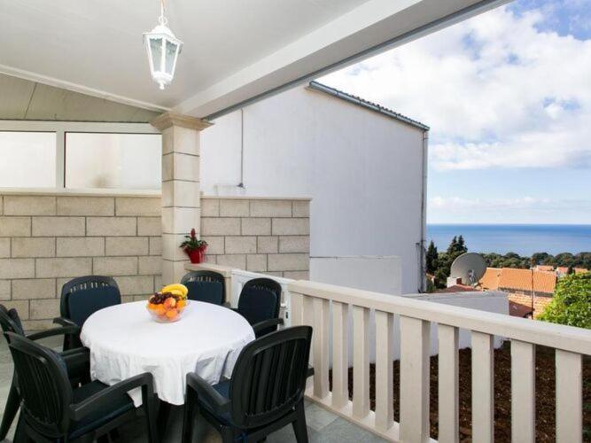 Debos - Three-bedroom With Balcony And Sea View Apartamento *